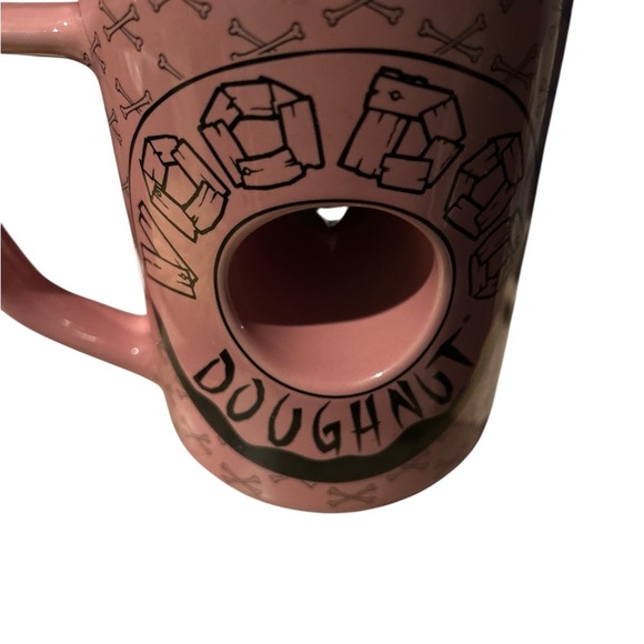 VooDoo Novelty Doughnut Mug, Mauve & Black, NWT - Picture 1 of 3